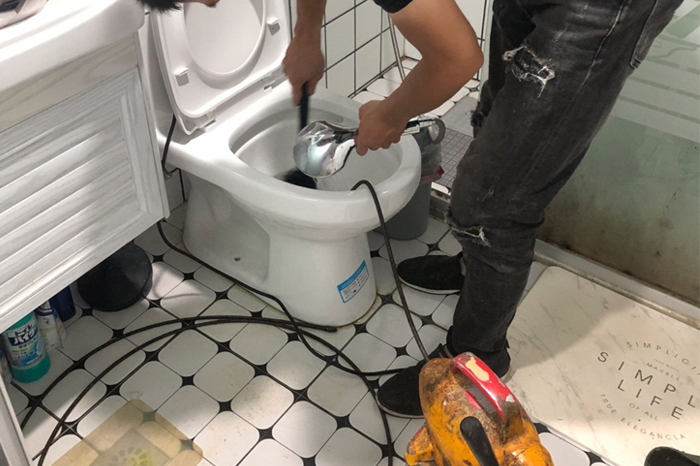 定南疏通下水道